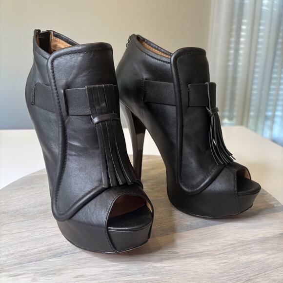 L.A.M.B by Gwen Stefani Nathan Leather Tassle Platform Ankle Booties Size 10 M - Picture 1 of 10
